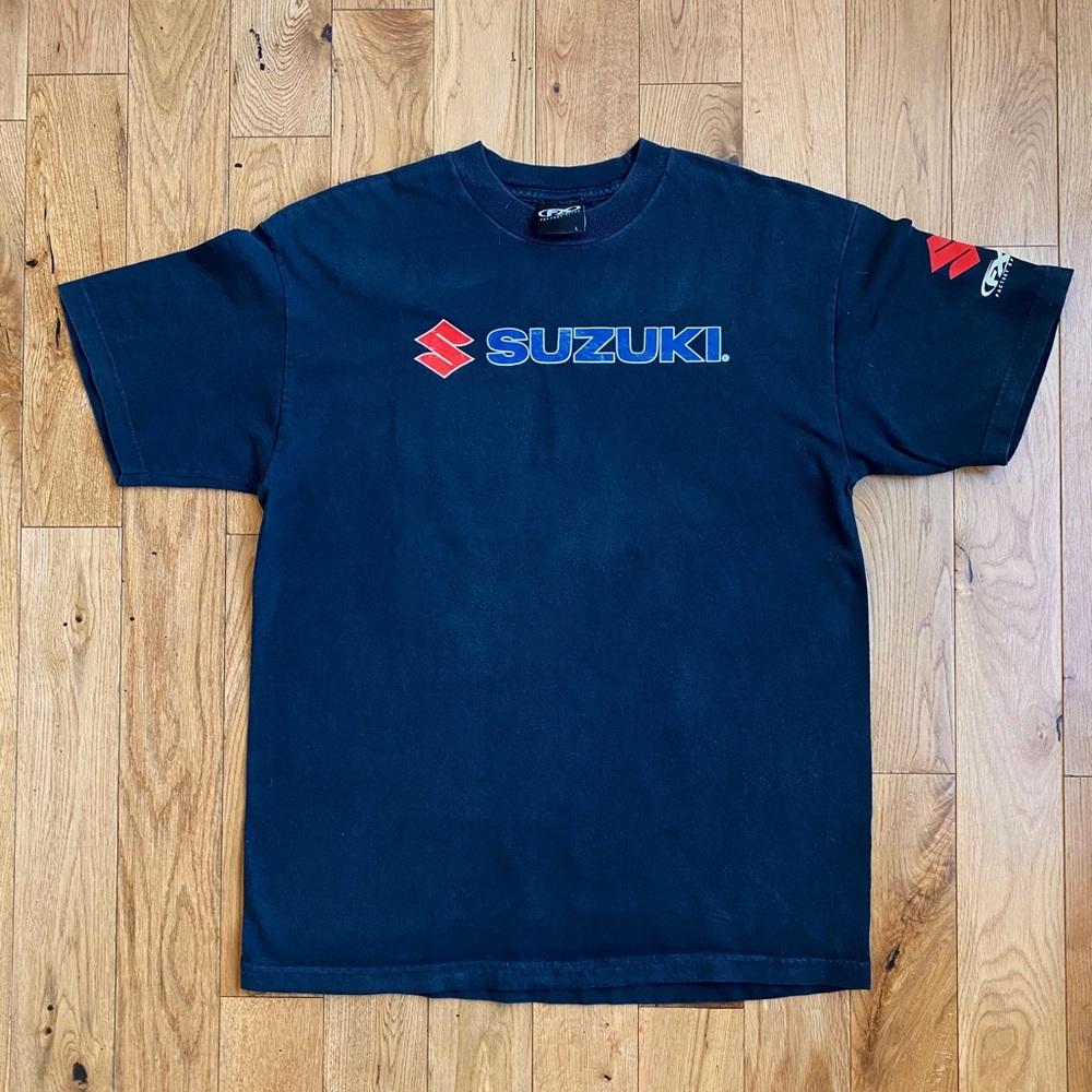 Vintage Y2K /00’s Suzuki Racing TShirt
